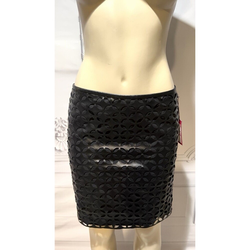 Vince Camuto skirt Size  6